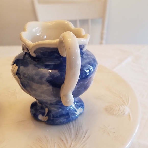 Set of 2 Beautiful Glazed  Ceramic Creamer Sugar Set Blue Floral - Picture 3 of 16